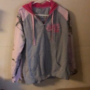 Realtree zip up hoodie